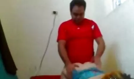 செக்ஸ் பல்கலைக்கழகம் மற்றும் அழகான Pillada