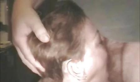 தீவிர facefuck கொண்டு வோக்கார மெஷின்